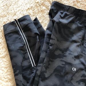 GAP FIT MENS JOGGERS